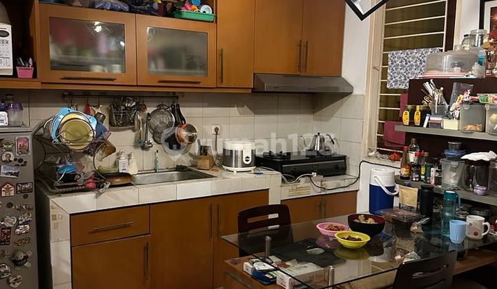 dijual Rumah Semi Furnished SHM BSD Neo Catalonia, Tangerang 2