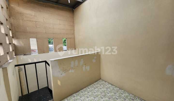 For sale: Neat and well-maintained house, ready to move in without renovation in BSD Griya Loka, Tangerang. 2