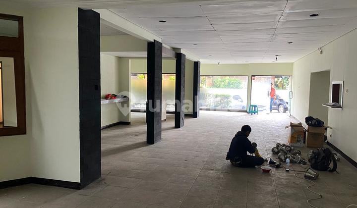 Rent Business Space /Office Ex Cafe Strategic in Setiabudi Bandung