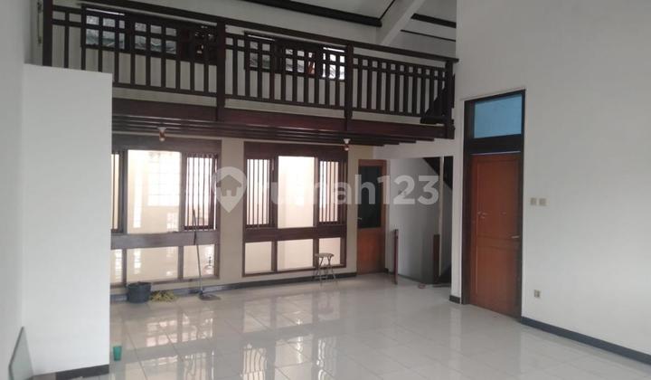 Jual Rumah Bagus Strategis di Sayap Pajajaran Bandung Kota Jual Rumah Bagus Strategis di Sayap Pajajaran Bandung Kota