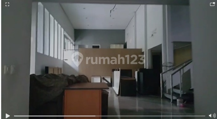 Rent/Sell Commercial House/Building/Office on Mainroad Sutami Bandung 2