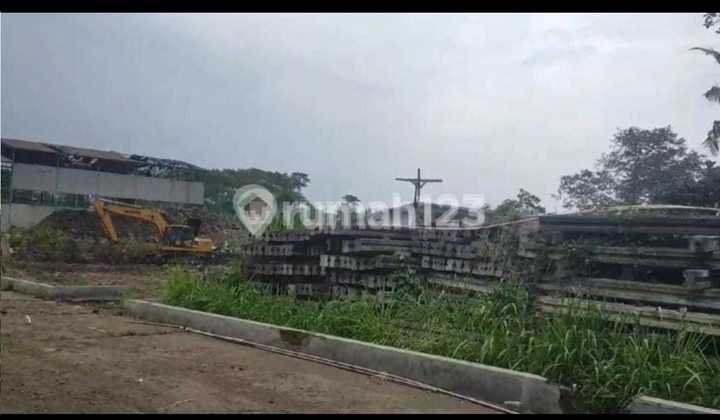 For Sale Ex-Factory, Spacious and Strategic Location on Leuwi Gajah Mainroad in Cimahi