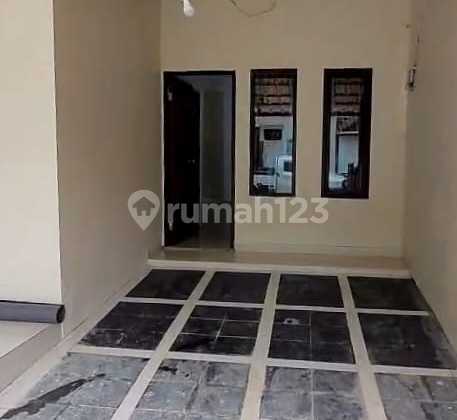 WTL / For Rent: Neat, Ready-to-Occupy, and Highly Strategic House in Catalina Cluster, Gading Serpong, Pagedangan, Tangerang, Banten 2