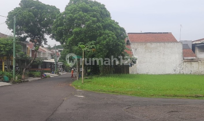 Quick Sale: Move-in Ready House with SHM 126 m2, Meadowgreen Lippo Cikarang 2