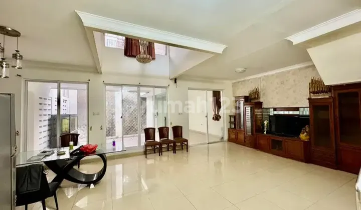 An 14 di Sewakan Rumah Mewah Modernland Golf Raya 2