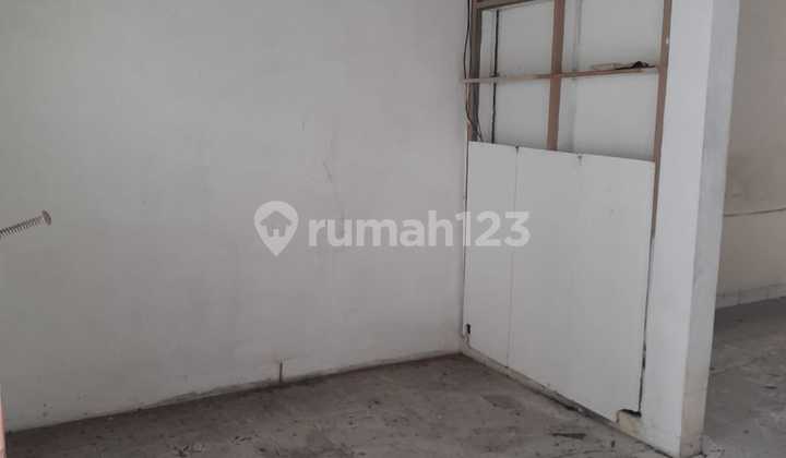 An 26 Dijual Rumah Lama Taman Surya 3 Hitung Tanah Aja