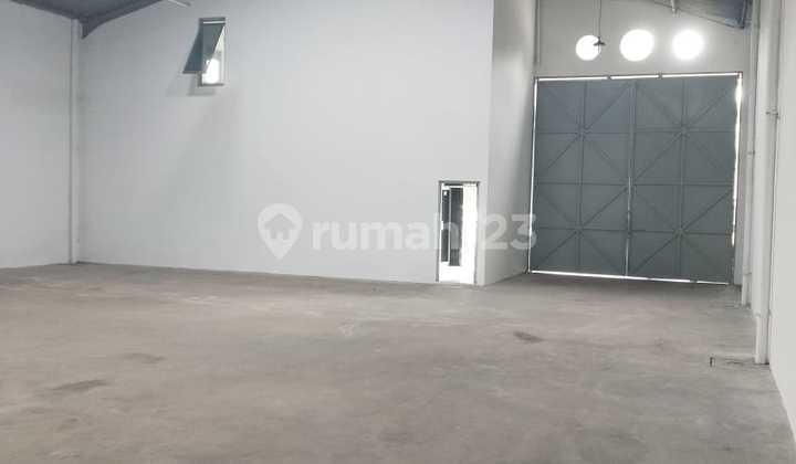 P LK For Rent Airport Warehouse Mas LB 353 m2 Min. 2 Years Mid Dec