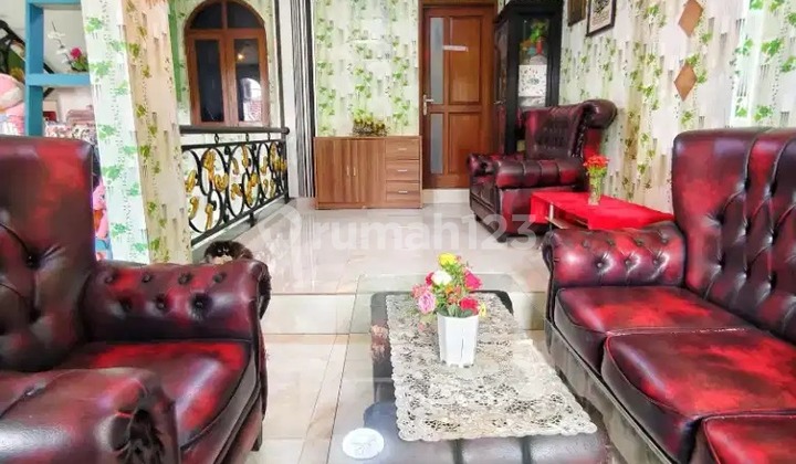 An 24 Dijual Rumah Classic Mewah Cipondoh, Tangerang