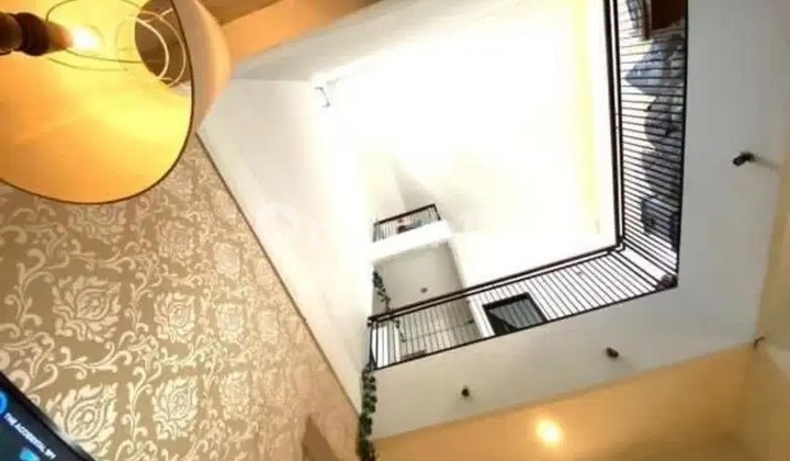 A 17 For Rent House Villa Kelapa Dua, Kebon Jeruk 2