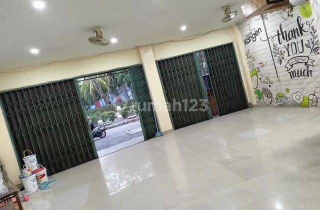 J Di Sewa Ruko Daan Mogot Baru Hdp Jalan Raya, Samping Mall, Dmb 2