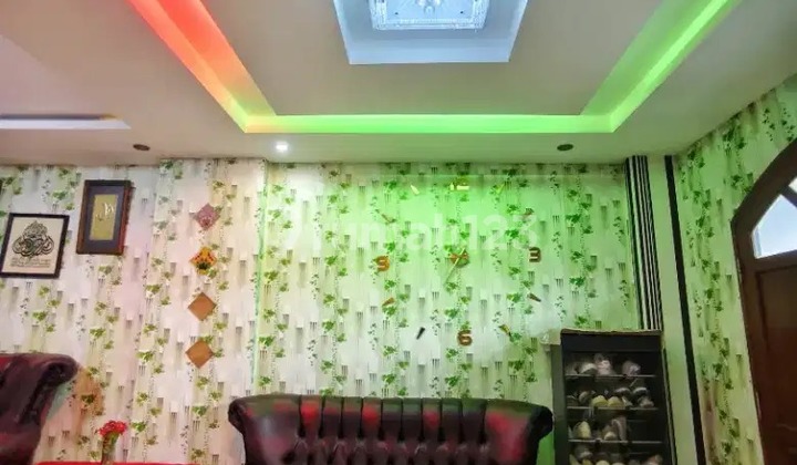 An 21 Dijual Rumah Classic Mewah & Harga Menarik - Cipondoh,