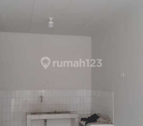 For rent: house in Griya Indah, plot 43, size 6x12, 2 bedrooms.