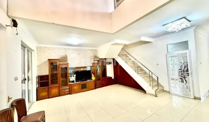 An 14 di Sewakan Rumah Mewah Modernland Golf Raya 1