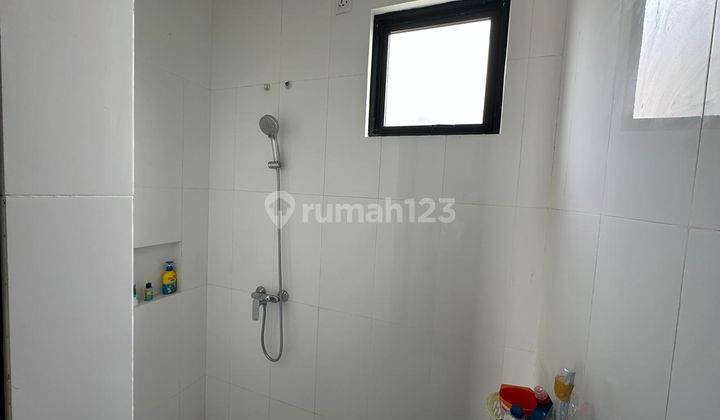 J Di Sewakan Rumah Citra Garden Puri 5x12 Lantai 2 Kamar Tidur 2  2