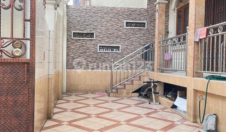 An 9 House For Rent!!! 3 Floors in Teluk Gong 2