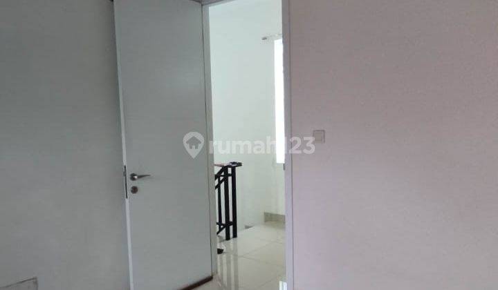 J Di Sewa Rumah Alamat Jl. Kresek Raya, Duri Kosambi, Jakarta Barat  1