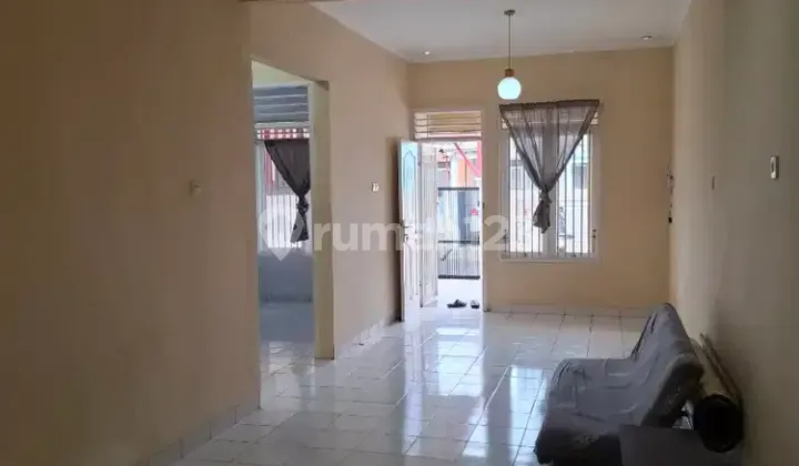 For Sale, House in Palem Taman Royal 3 Cluster, Front Position, 6 units available.