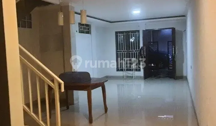 For Sale New 3-Storey House in Kosambi near Matland/Green Lake Toll Road