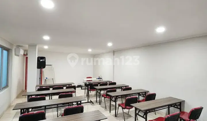 For rent: A 4-story shop house at City Square Business Park.