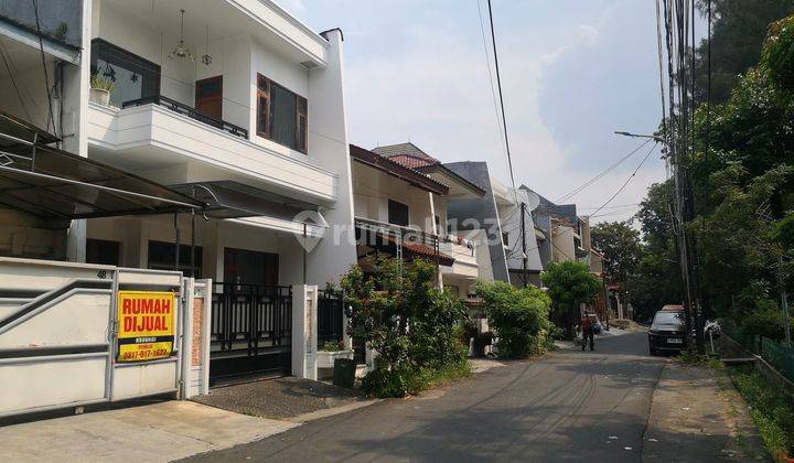 P Fl Disewakan Rumah 4+2 Kamar Siap Huni di Tanjung Duren Utara 2