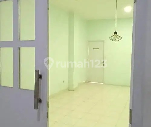 An 2 Disewakan Ruko 3 Lantai - Pinggir Jalan Raya Ciputat Timur