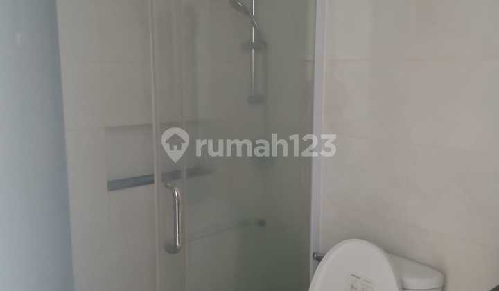 A 22, Rented House Green Village Cipondoh, Tangerang 2