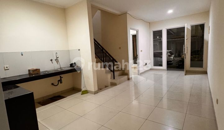 Dijual Rumahsiap Huni di Cluster Australia Green Lake City 2