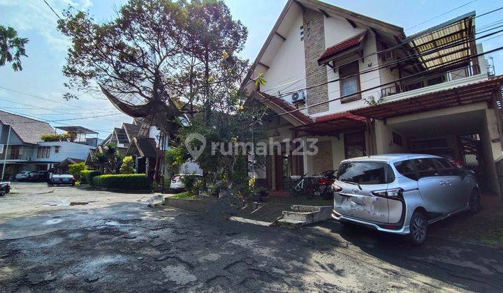 Rumah dalam cluster tubagus ismail dago bandung utara 1