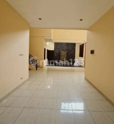 Disewa Rumah pondok kelapa jakartq timur 3
