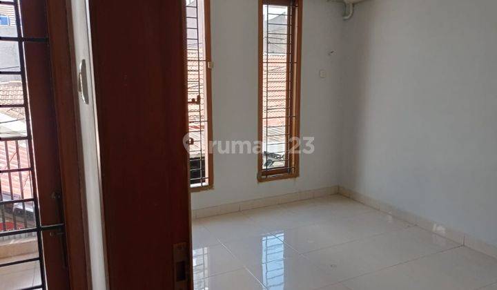 Disewa rumah baru pondok kelapa Jakarta Timur 5