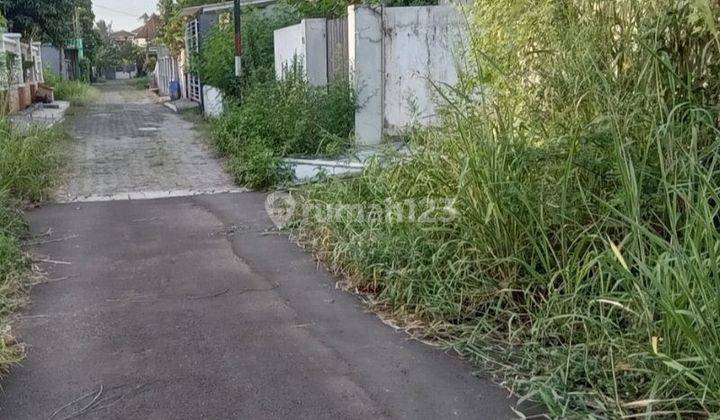 Dijual rumah tua Jatibening Bekasi 1