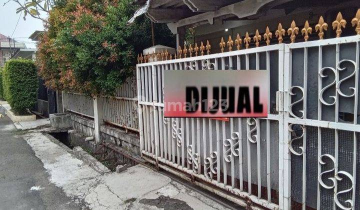 Dijual rumah pondok bambu jakarta timur 1