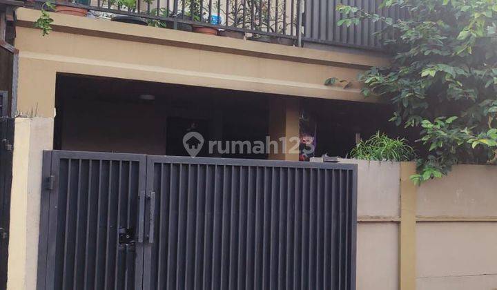 Dijual rumah 2 lantai Pondok kelapa Jakarta timur 1