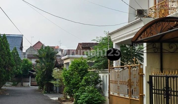 Dijual rumah Pondok Kelapa  Jakarta Timur