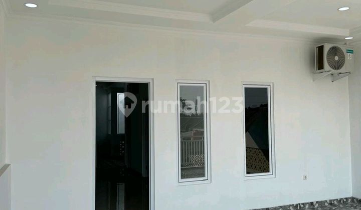 For Rent New 3-Story House Buaran East Jakarta