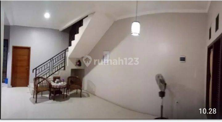 Disesa Rumah Semi Furnish  Duren Sawit Jakarta Timur 2