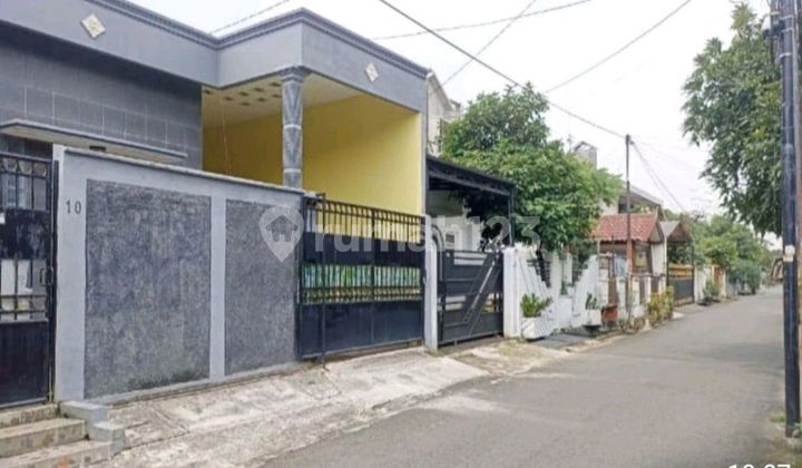 For Rent House suitable for Business Duren Sawit East Jakarta