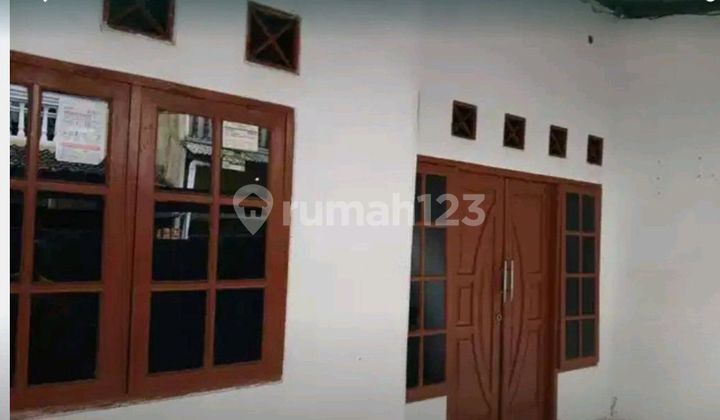 For Rent Ready-to-Occupy House Perumnas Klender East Jakarta For Rent Ready-to-Occupy House Perumnas Klender East Jakarta