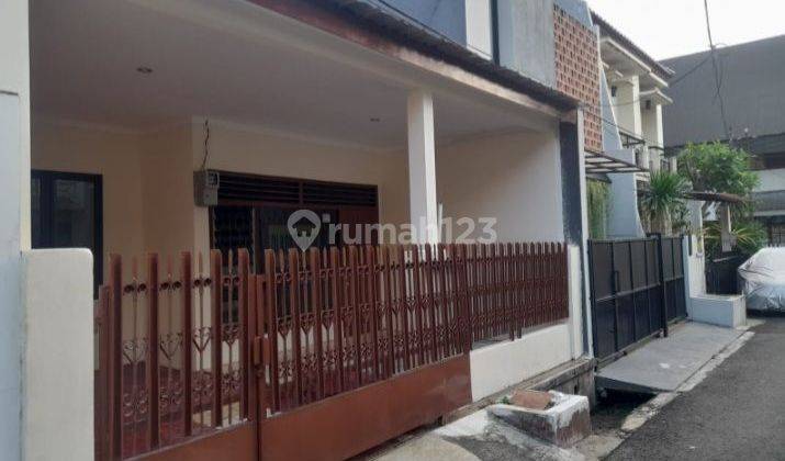 Disewa Rumah Dekat Sekolah Duren Sawit Jakarta Tmur 1