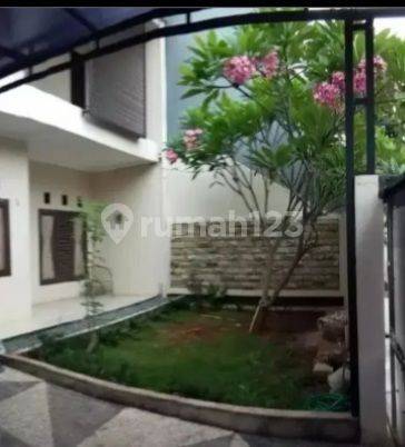 Disesa Rumah Semi Furnish  Duren Sawit Jakarta Timur 1