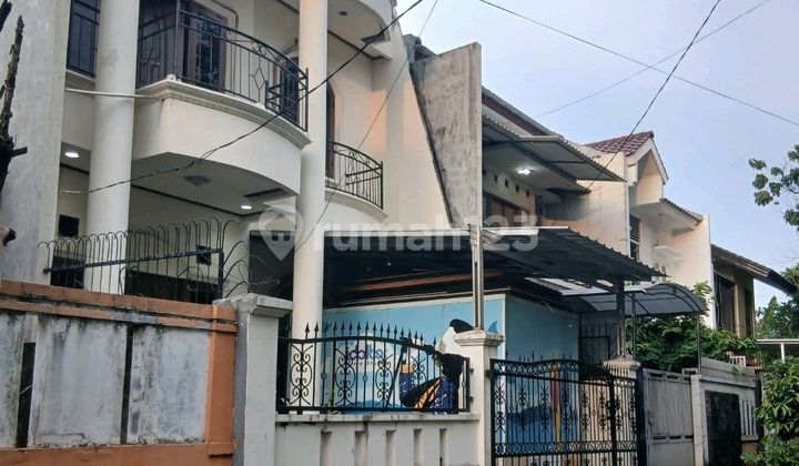 Sell Fast House Malaka Asri East Jakarta