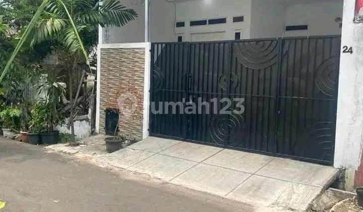 Dijual Rumah Fasilitas Kolam Renang Rawamangun Jakarta Timur 1
