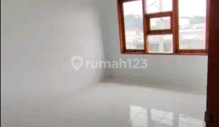 Disewa Rumah Baru Duren Sawit Jakarta Timur 2