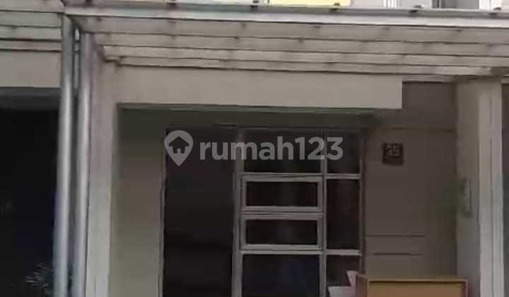 Disewa Rumah 2Lt Cluster Peony Di PIK 2, Bangunan Baru dan Nyaman Disewa Rumah 2Lt Cluster Peony Di PIK 2, Bangunan Baru dan Nyaman