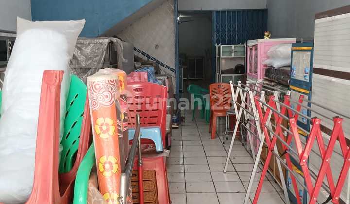 Disewa Ruko 1 1/2Lt di Pinggir Jln Raya Graha Raya, Cocok untuk Usaha