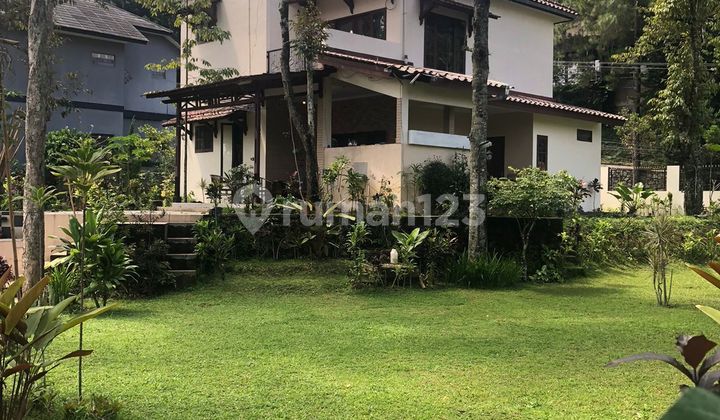 Dijual Villa 2Lt di Ciawi Tapos, Jalan Utama ke Gunung Pangrango Dijual Villa 2Lt di Ciawi Tapos, Jalan Utama ke Gunung Pangrango