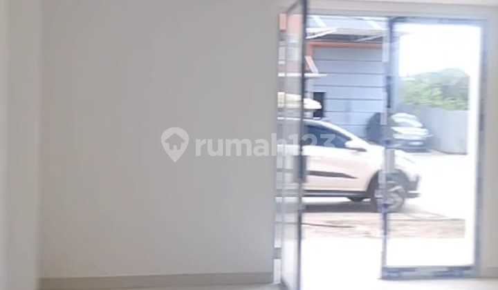 For Rent: Warehouse in Good Condition at Sunrise Biz Park Warehouse Complex For Rent: Warehouse in Good Condition at Sunrise Biz Park Warehouse Complex