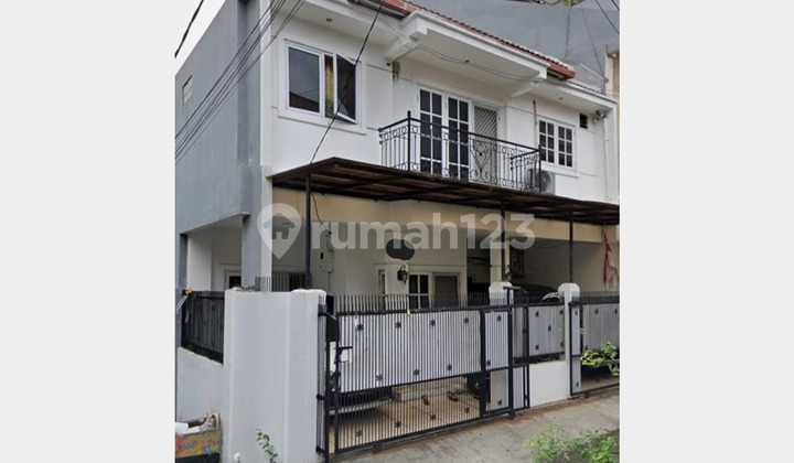 Disewakan Rumah Hoek Baru Renov 2lt Siap Huni, Mandala, Tomang Disewakan Rumah Hoek Baru Renov 2lt Siap Huni, Mandala, Tomang