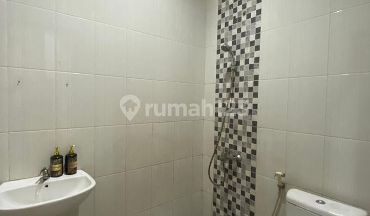 For Sale House in Nusa Loka BSD, Ready to Occupy, Located by the Main Road 2