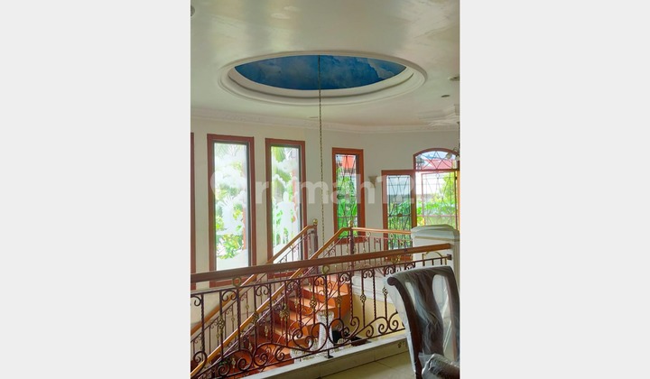 Dijual/Disewa Rumah 2lt Dekat Pasar Siap Pakai, Puri Indah Dijual/Disewa Rumah 2lt Dekat Pasar Siap Pakai, Puri Indah